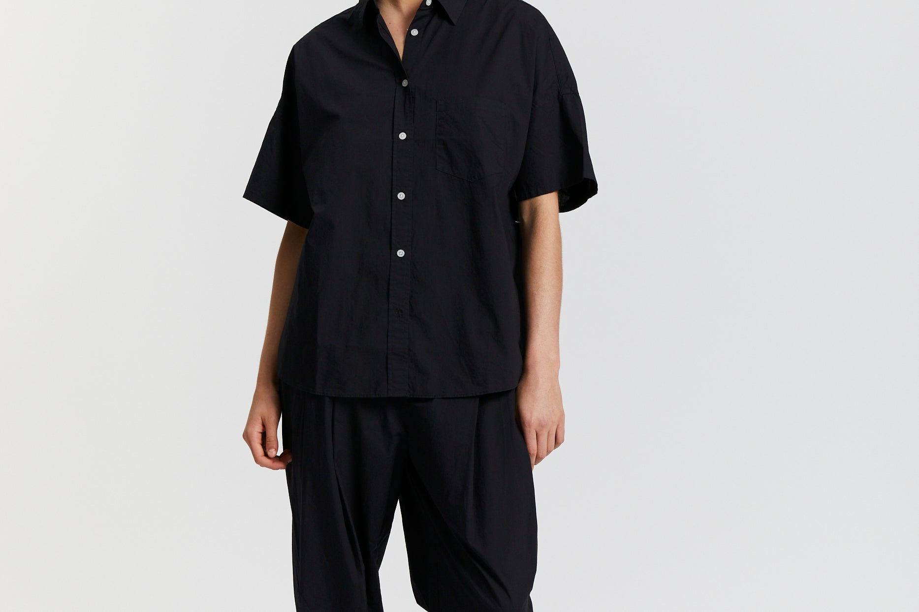 The Chiara Short Sleeve Shirt - Black - Apparel