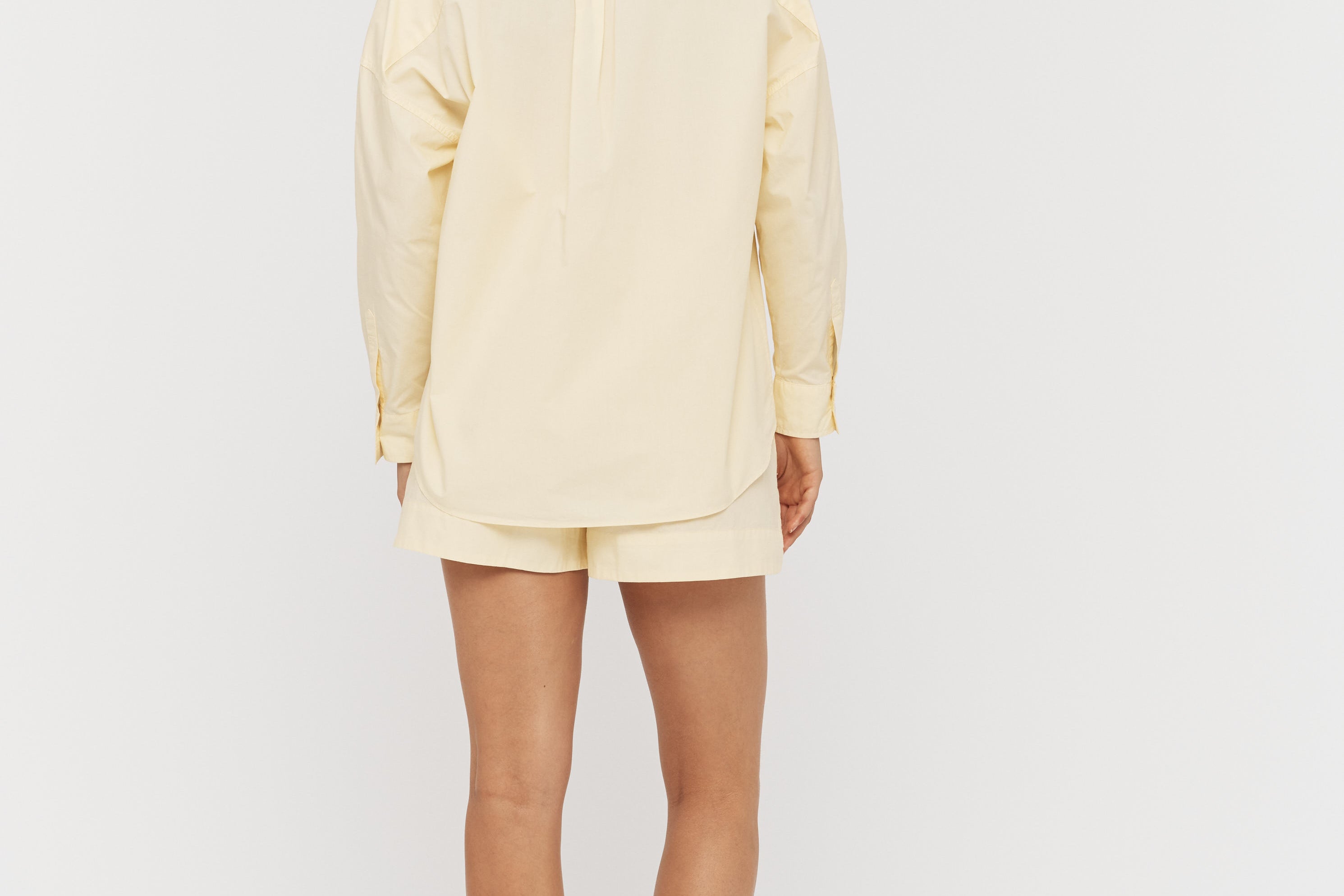 Chiara Shirt Classic - Soft Yellow - Apparel