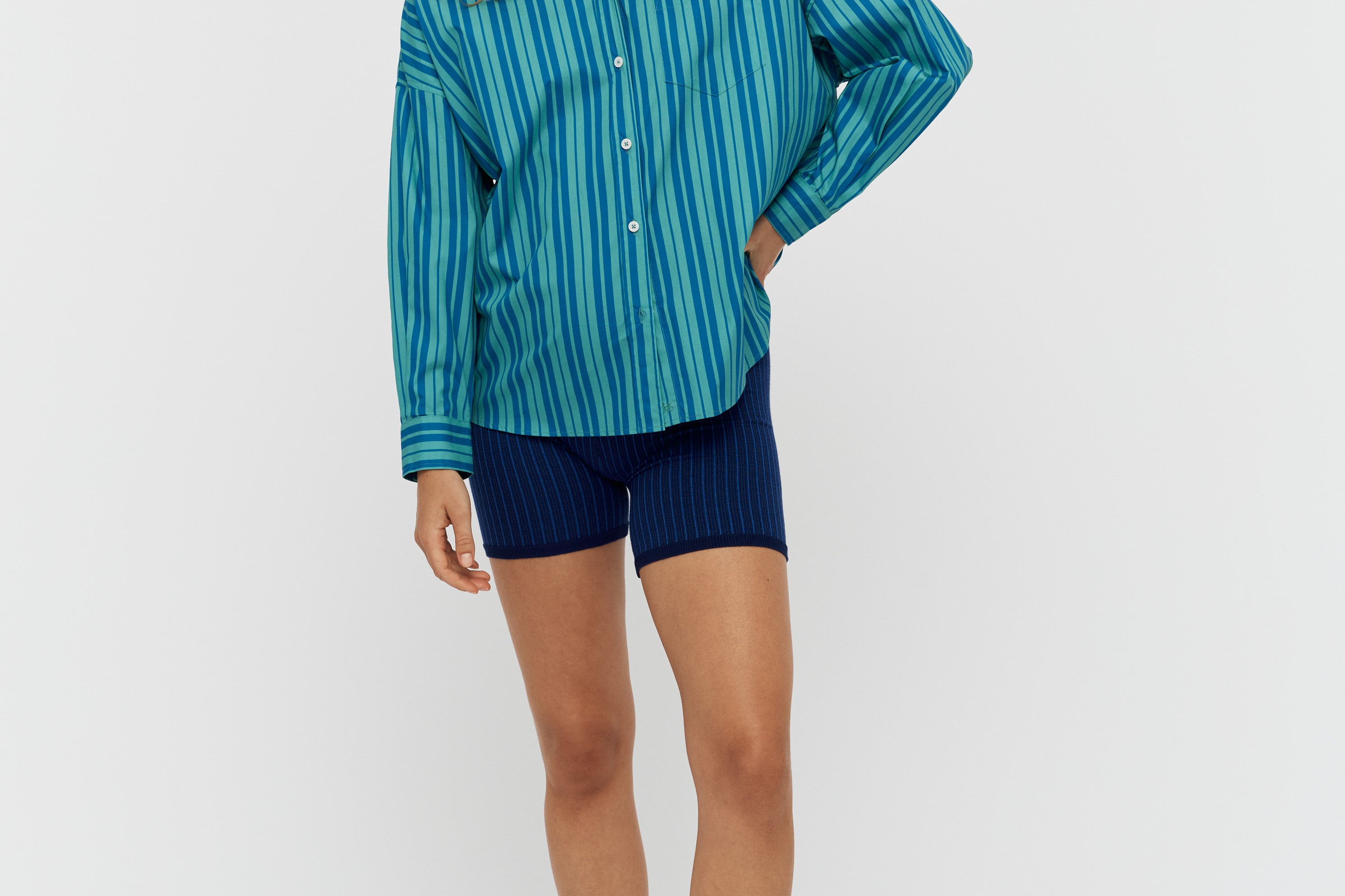 Chiara Classic Shirt - Stripes Mystic Green/Electric Indigo