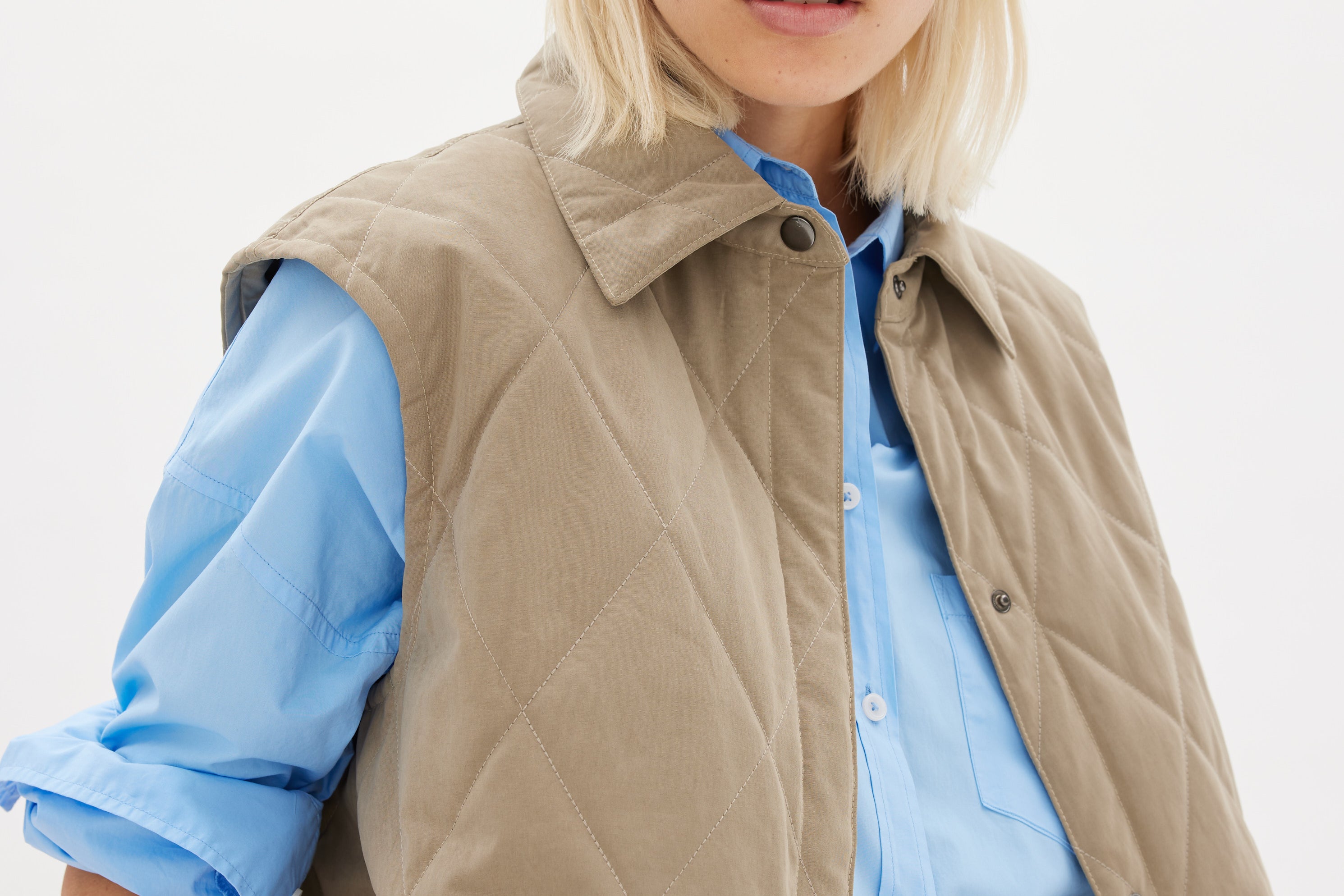 Parker Quilted Vest - Khaki - Apparel