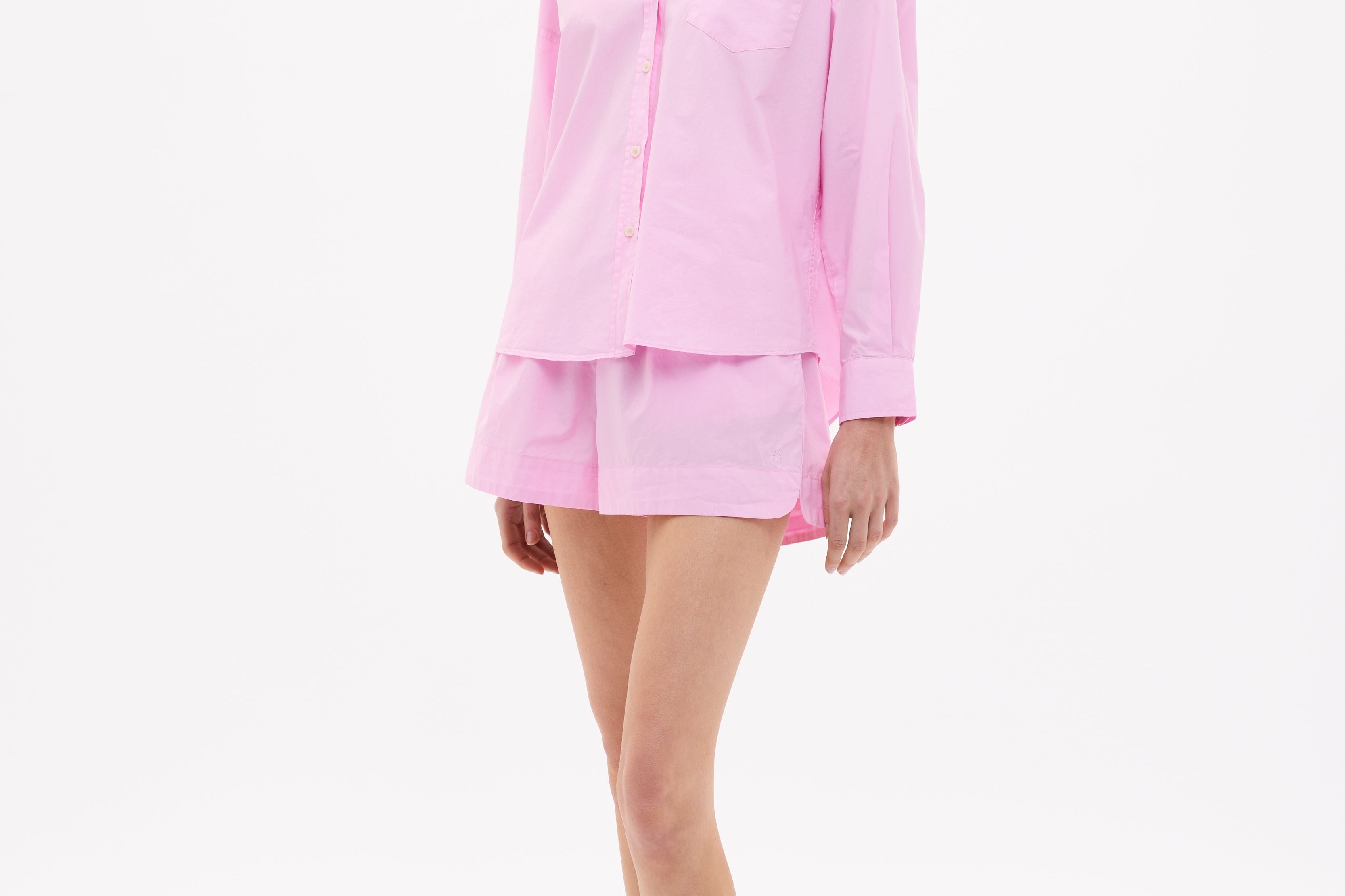Women’s cotton shorts in rose glow with elasticated waistband and side pockets