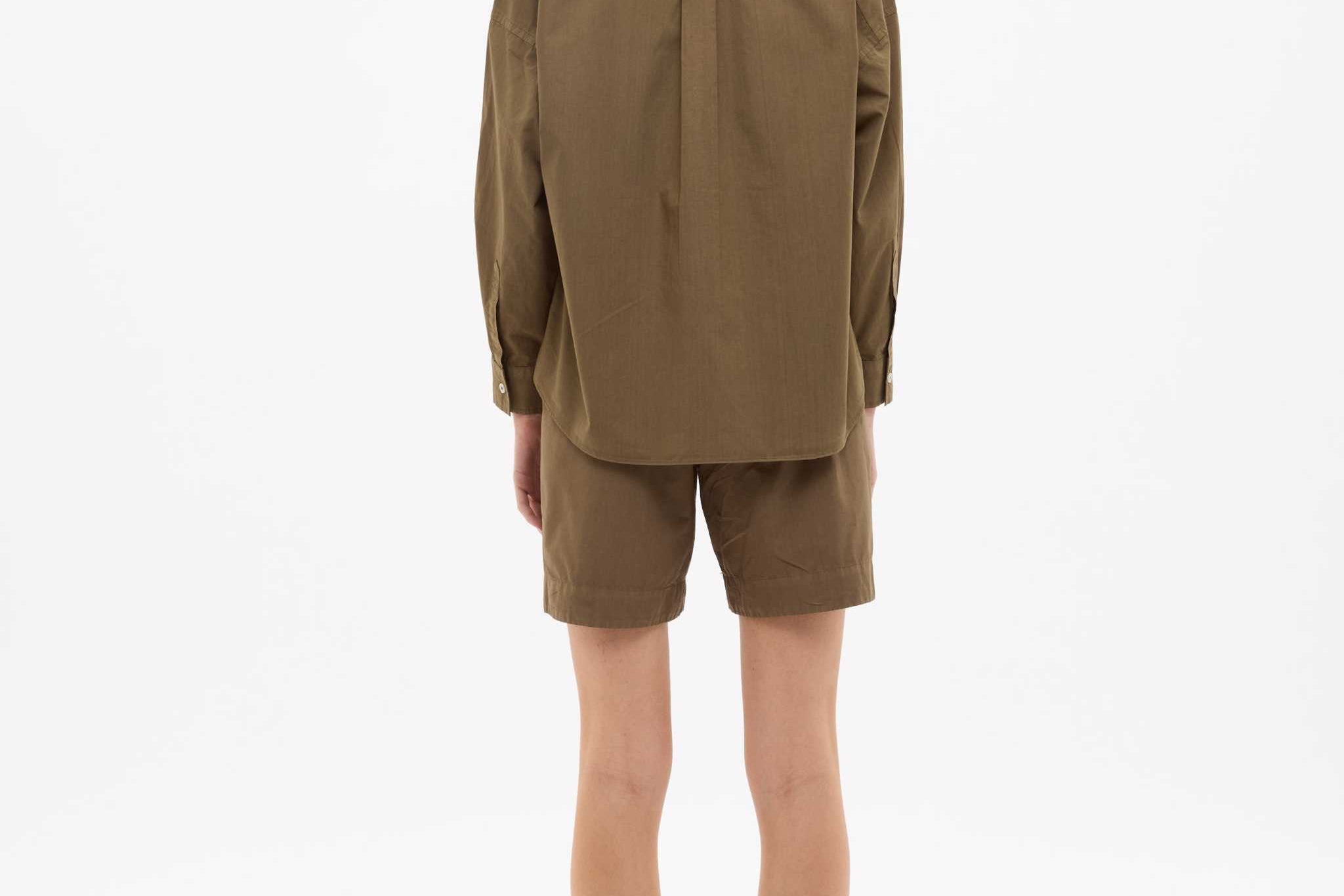 Dark olive Classic Long Sleeve Shirt with chest pocket and relaxed fit in yarn-dyed cotton