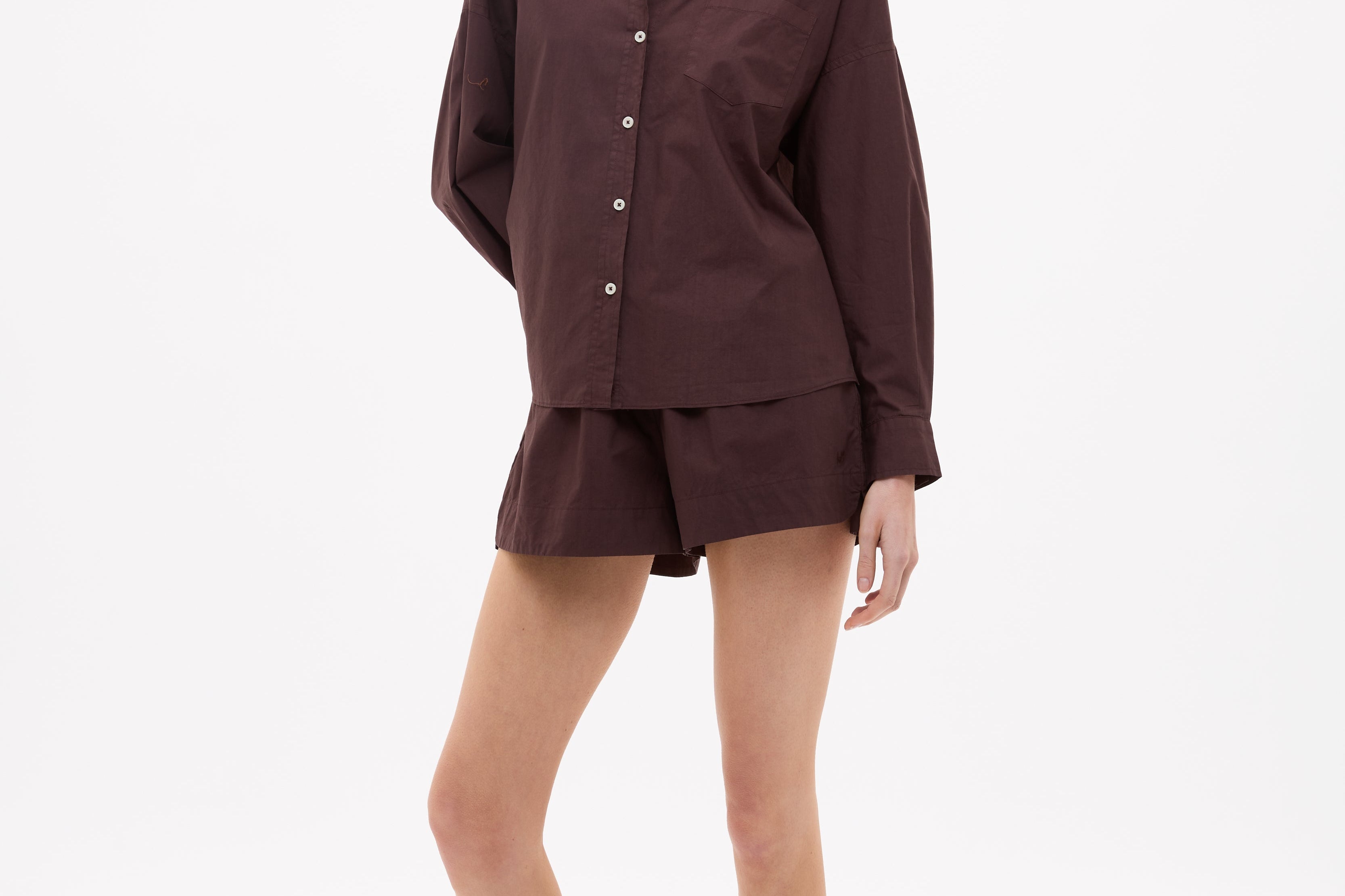 Chiara Cotton Shorts in chocolate with elastic waistband and side pockets