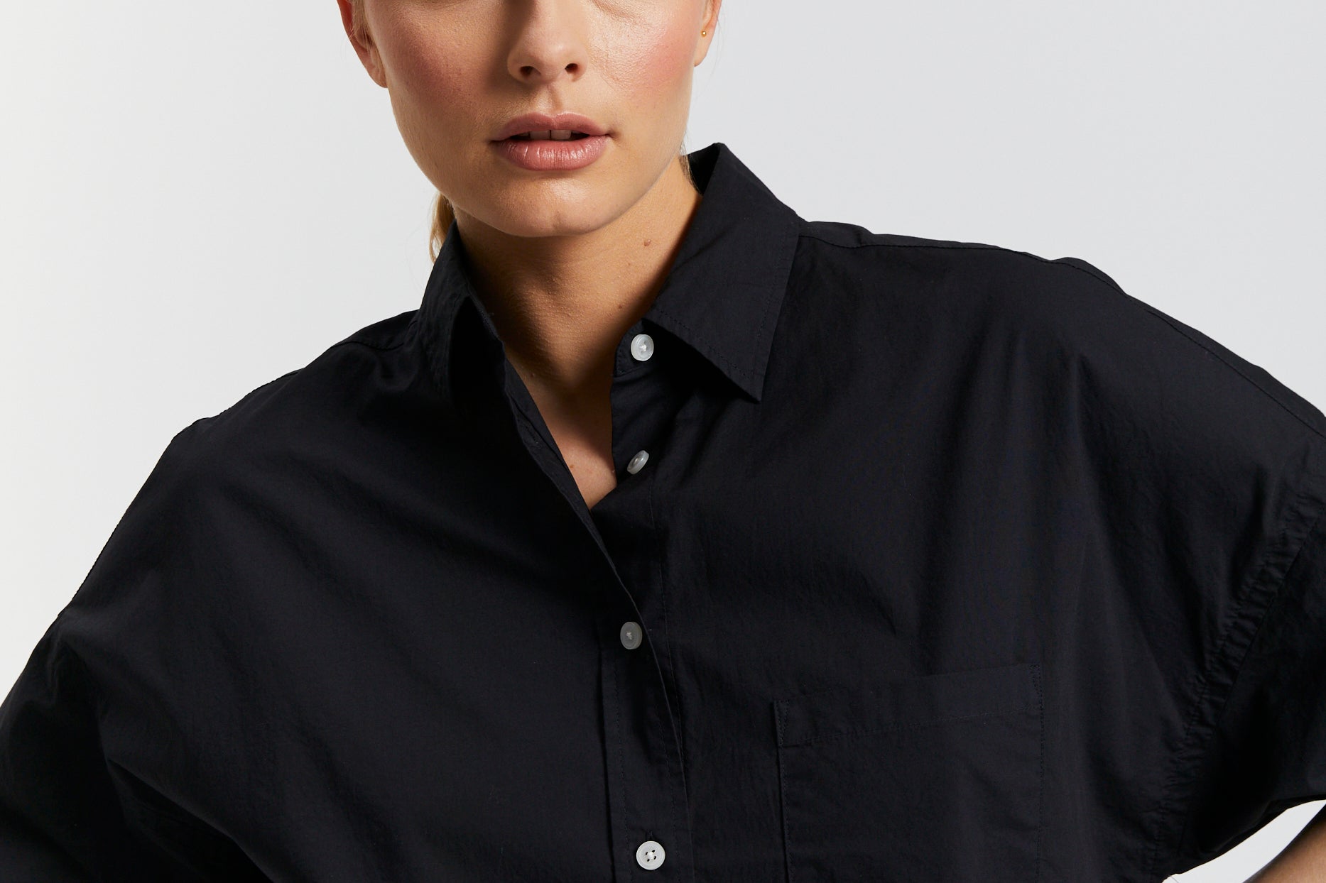 The Chiara Short Sleeve Shirt - Black - Apparel