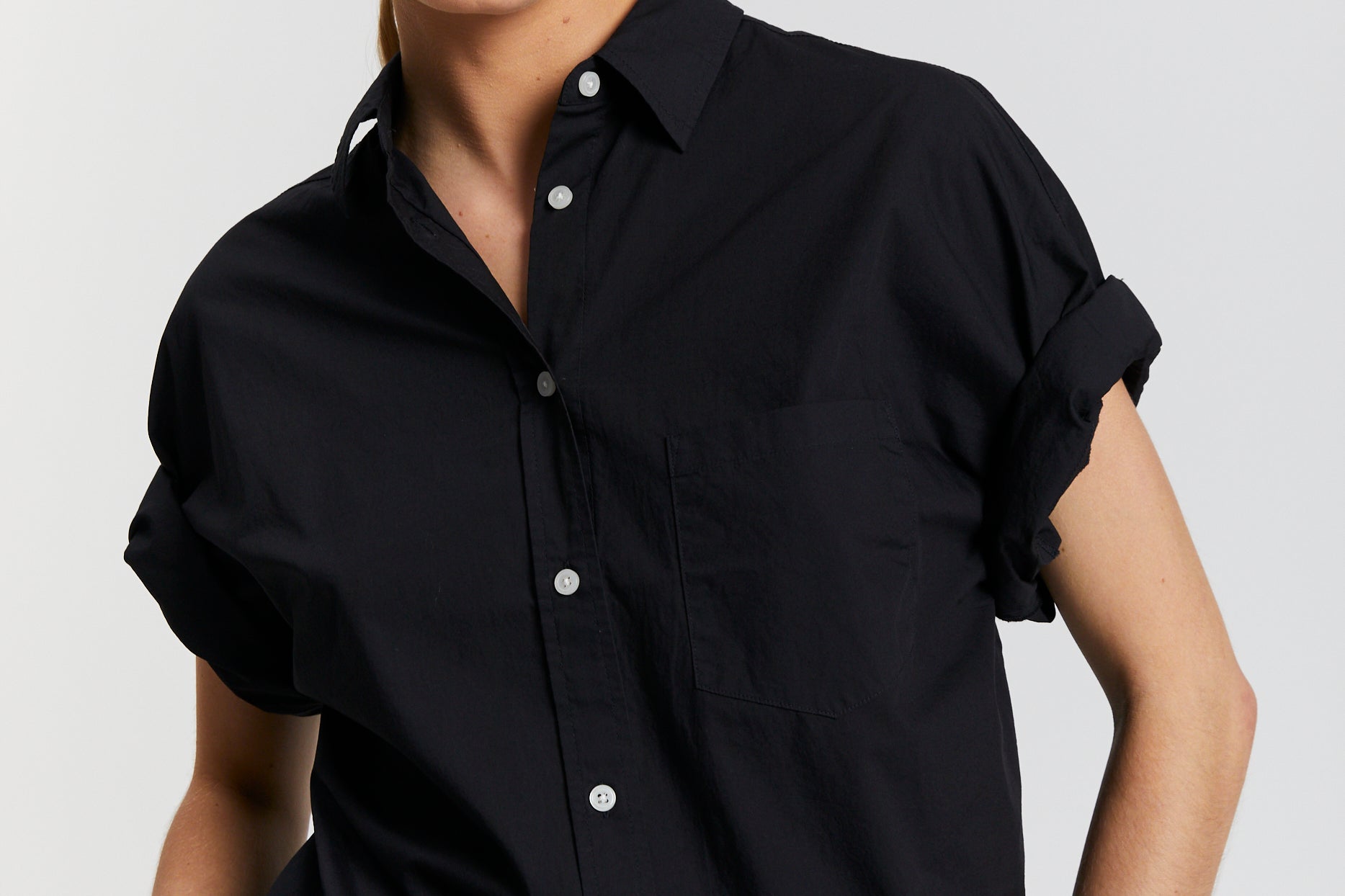 The Chiara Short Sleeve Shirt - Black - Apparel